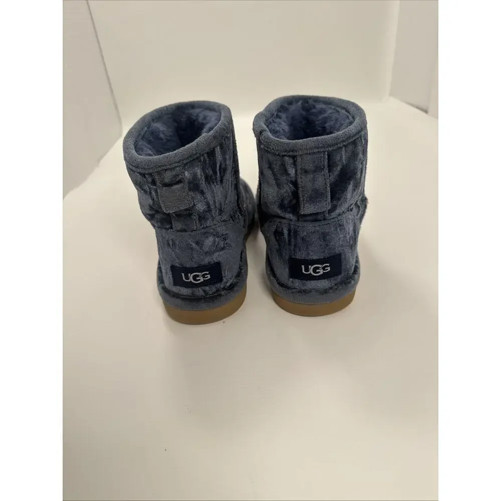 UGG touch lining comfortable